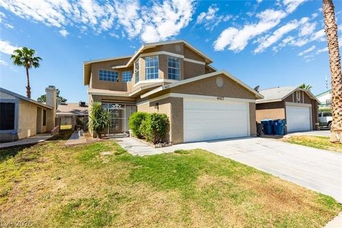 4617 Bristol Manor Dr, Las Vegas, NV, 89108-2924 | Card Image