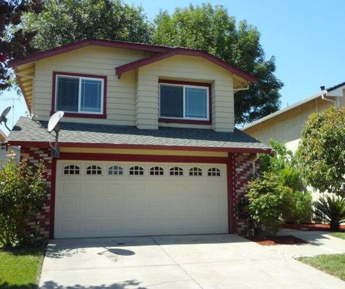 5233 Country Fields Ln, San Jose, CA, 95136-3604 | Card Image