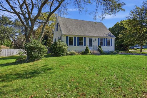 2 Surrey Drive, Westerly, RI, 02891 | Card Image