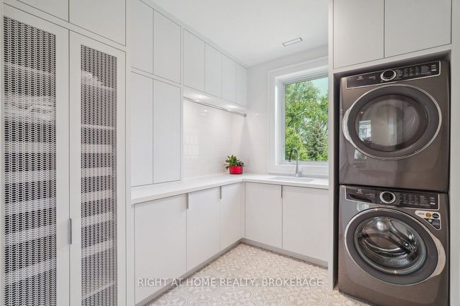 1260 Braeside Dr, House other with 5 bedrooms, 7 bathrooms and 7 parking in Oakville ON | Image 36