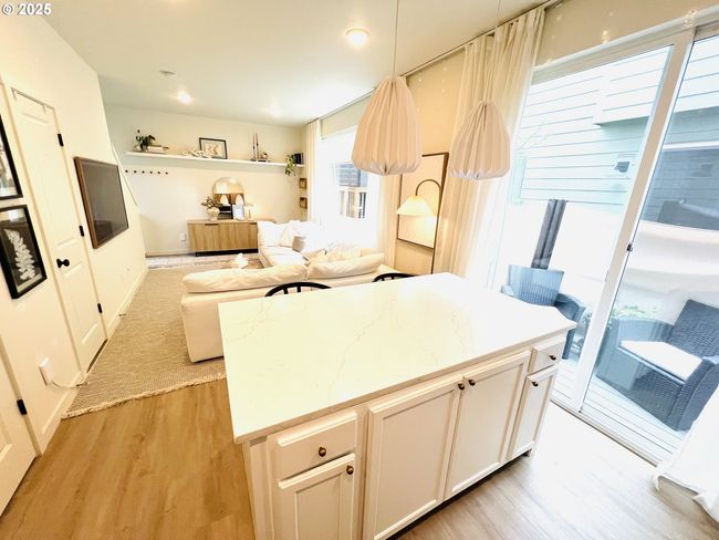 5 - 12072 Se Pine St, Condo with 2 bedrooms, 2 bathrooms and null parking in Portland OR | Image 11