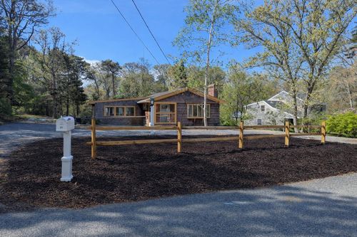 31 Chase Ln, Orleans, MA, 02653-3103 | Card Image