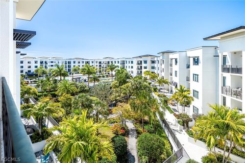 unit-562-1125 Central Ave, NAPLES, FL, 34102-6290 | Card Image