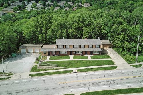 12712 51st St, Shawnee, KS, 66216-1203 | Card Image