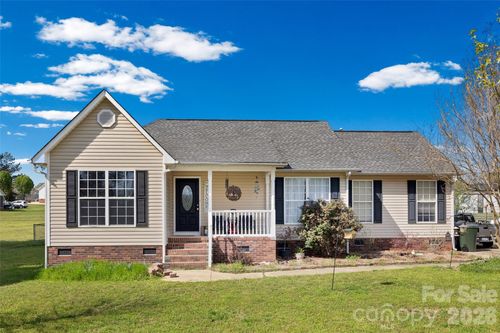1570 Springlake Rd, York, SC, 29745-8711 | Card Image