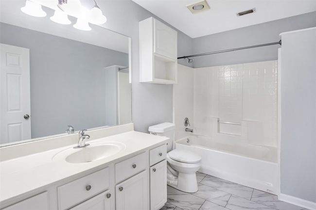 5718 Gloucester Dr, House other with 4 bedrooms, 4 bathrooms and null parking in Tyler TX | Image 24
