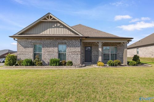 13803 Azalea Ridge Ln, Huntsville, AL, 35803-3449 | Card Image