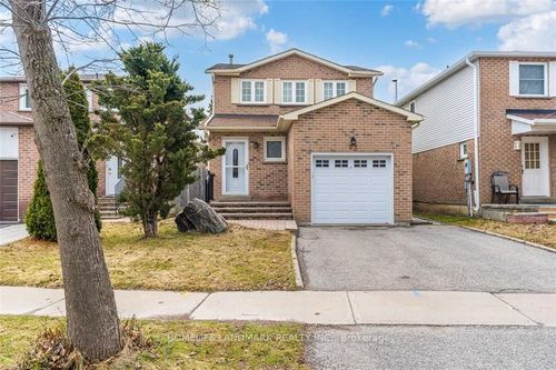 23 Bluesky Cres, Richmond Hill, ON, L4C8J1 | Card Image