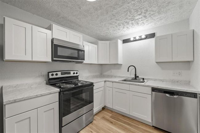 902 Twin Oaks Ter, Condo with 0 bedrooms, 0 bathrooms and null parking in Harrisonville MO | Image 11