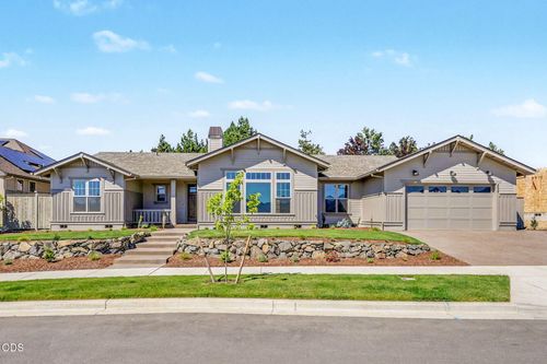 4019 Sunleaf Ave, Medford, OR, 97504-9508 | Card Image