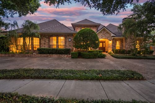 4007 Lake Powell Dr, Arlington, TX, 76016-4100 | Card Image