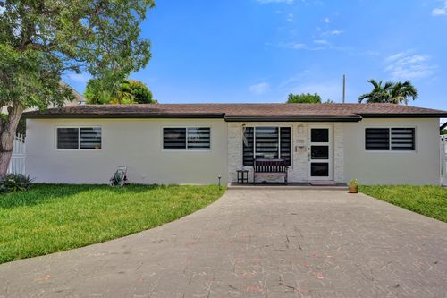 7290 W 14th Court, Hialeah, FL, 33014 | Card Image