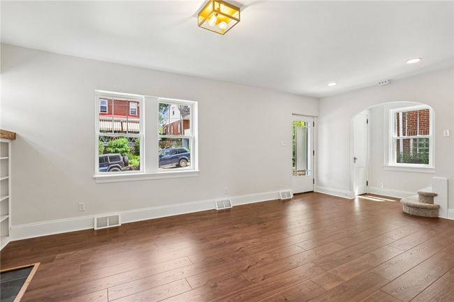 252 Hudson Ave, House other with 5 bedrooms, 2 bathrooms and null parking in Greensburg PA | Image 7