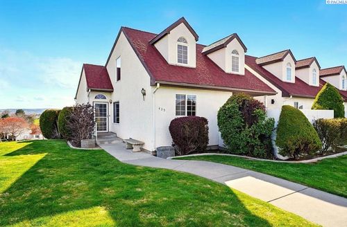 435 Nicklaus Ct, Richland, WA, 99352-9246 | Card Image