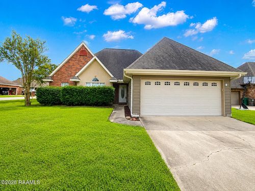 101 Seneca Cir, Youngsville, LA, 70592-5825 | Card Image
