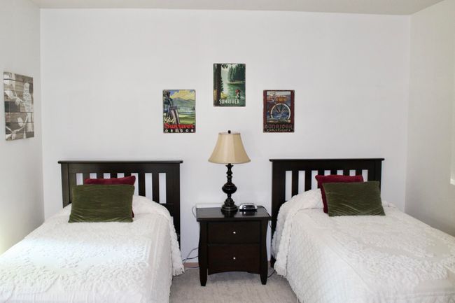 8-Guest Bed-R39 | Image 9