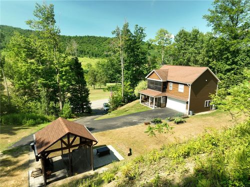 371 Minard Run Rd, Bradford, PA, 16701-3709 | Card Image