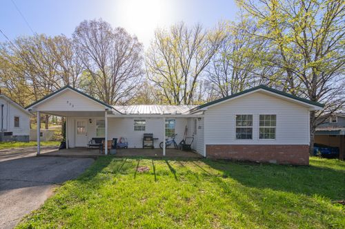 232 Camden Rd, Parsons, TN, 38363-2709 | Card Image