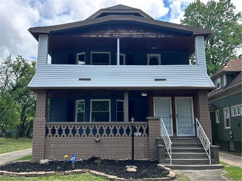3763 E 151st St, Cleveland, OH, 44128-1105 | Card Image