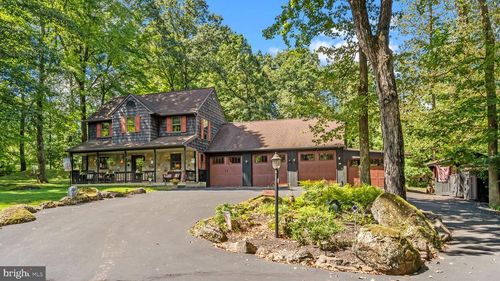 27 Byers Rd, Ottsville, PA, 18942-9631 | Card Image