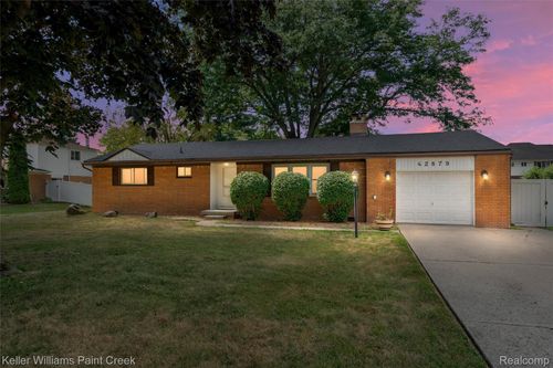 42879 Hanks Ln, Sterling Heights, MI, 48314-3024 | Card Image