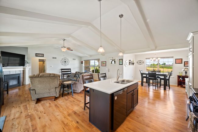 20 Boulder Dr, House other with 3 bedrooms, 3 bathrooms and 2 parking in Carlock IL | Image 9