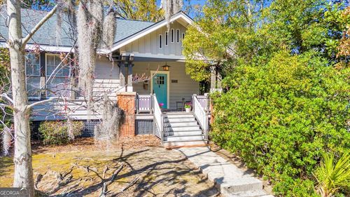 2403 Harmon St, Savannah, GA, 31401-9436 | Card Image