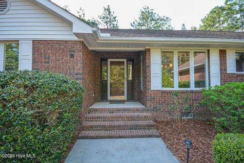6 Spruce Ln, Pinehurst, NC, 28374-9587 | Card Image