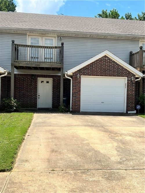 2299 Skyler Dr, Fayetteville, AR, 72703-1273 | Card Image