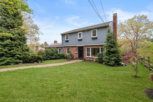 1066 Hillside St, Milton, MA, 02186-5225 | Card Image