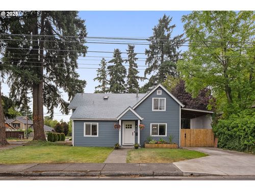 476 Se Cedar St, Hillsboro, OR, 97123-4428 | Card Image