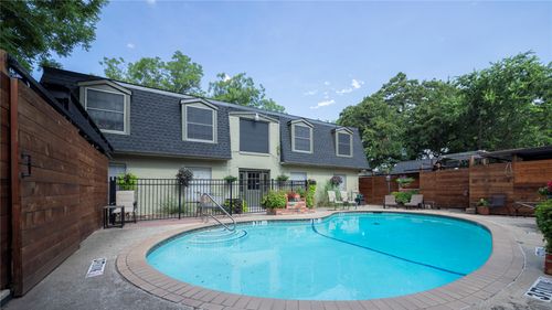 1717 N Locust St, Denton, TX, 76201-3068 | Card Image