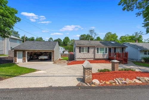 105 Wills Ave, Stanhope, NJ, 07874-2335 | Card Image