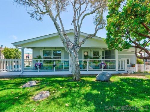 325-7304 Santa Barbara St, Carlsbad, CA, 92011-4637 | Card Image