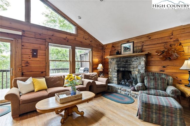 289 Grandview Dr, House other with 3 bedrooms, 2 bathrooms and null parking in Seven Devils NC | Image 17