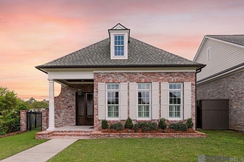 3106 Veranda Square Ave, Baton Rouge, LA, 70810-7216 | Card Image