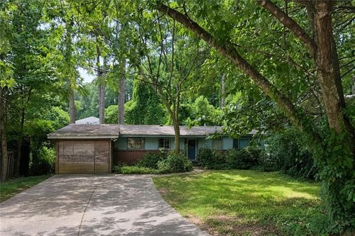 2188 Drew Valley Rd Ne, Brookhaven, GA, 30319-3918 | Card Image