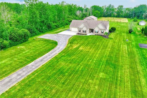 675 County Line Rd, Webster, NY, 14580 | Card Image