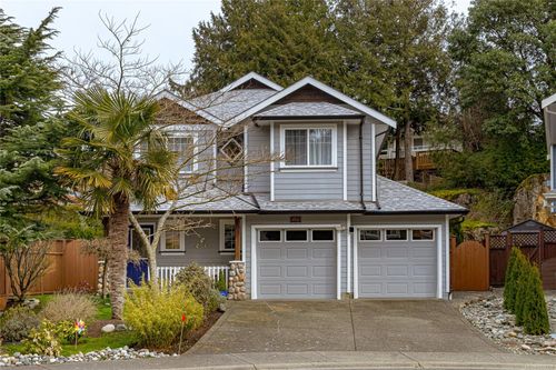 619 Parkway Pl, Victoria, BC, V9C4K8 | Card Image