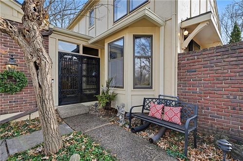 12893 Cambridge Ct, Leawood, KS, 66209-1603 | Card Image