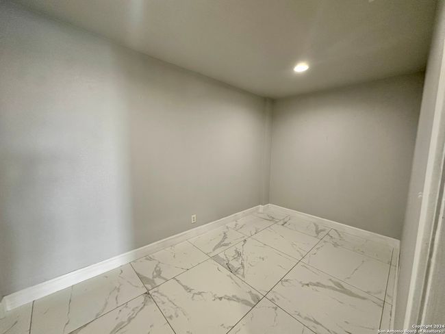 APT-2301 - 7701 Wurzbach Rd, Condo with 3 bedrooms, 3 bathrooms and null parking in San Antonio TX | Image 9