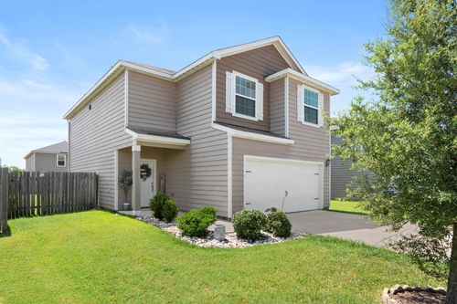 8011 Distant Harbor Rd, Cove, TX, 77523-5061 | Card Image