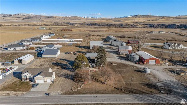 Aerial view with a mountain view | Image 46