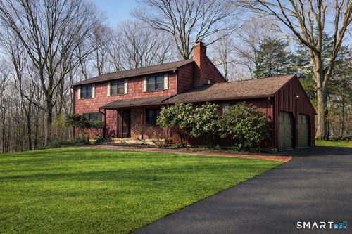 52 Great Ring Rd, Sandy Hook, CT, 06482-1652 | Card Image