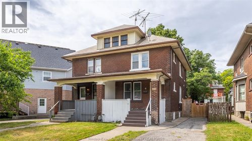 737 Piche, Windsor, ON, N9C3G6 | Card Image