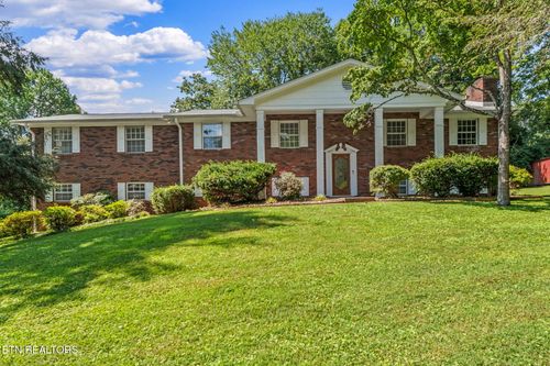 713 Skyline Dr, Clinton, TN, 37716-2212 | Card Image