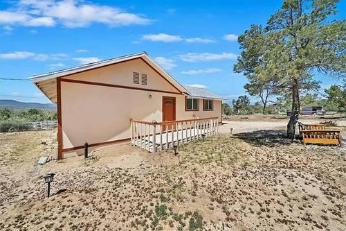 63285 Pinyon Dr, Mountain Center, CA, 92561-3555 | Card Image