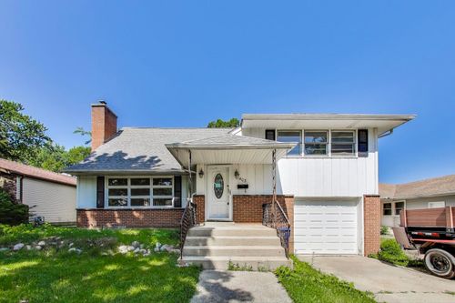 403 Dalton Ave, Mundelein, IL, 60060-2426 | Card Image