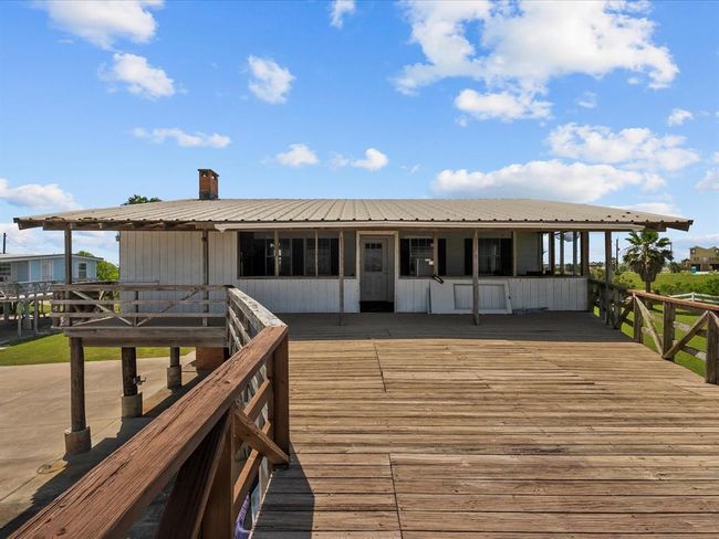 1134 Canal Dr, House other with 3 bedrooms, 4 bathrooms and null parking in Surfside Beach TX | Image 30