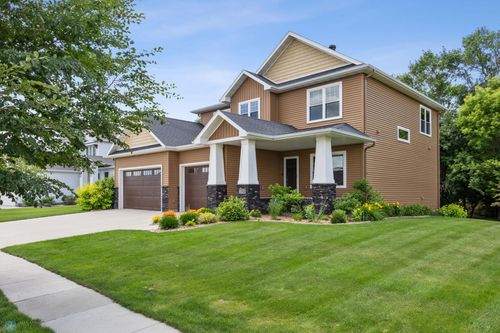3702 Houkom Dr E, West Fargo, ND, 58078-4821 | Card Image